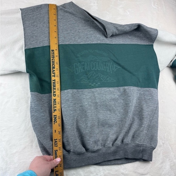 Vintage Oshkosh B’Gosh Crewneck Sweater Large Gray Green Great Country - Picture 4 of 11